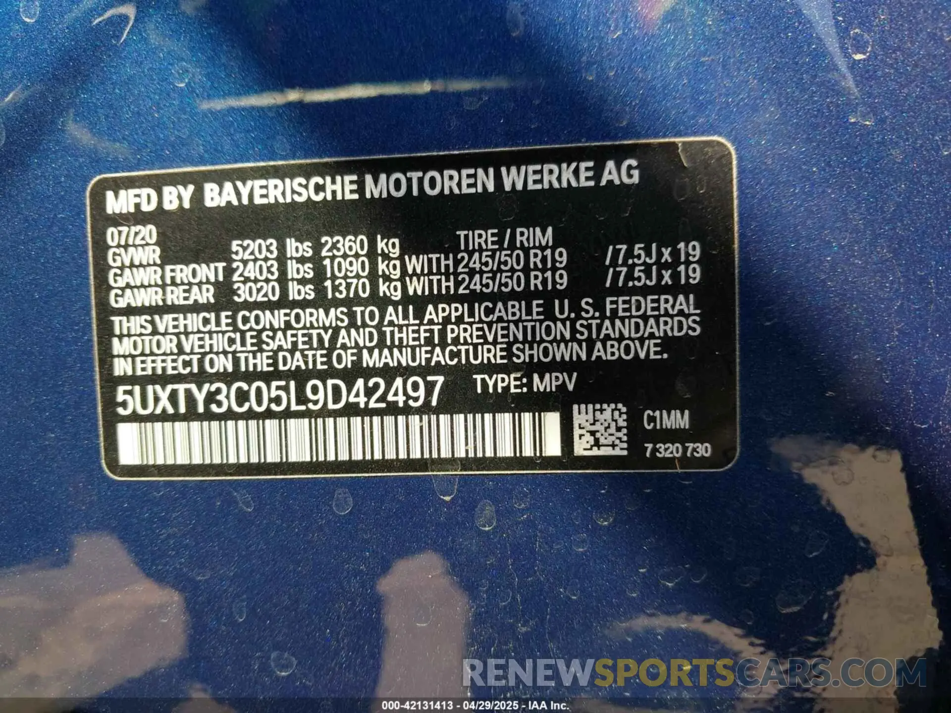 9 Photograph of a damaged car 5UXTY3C05L9D42497 BMW X3 2020