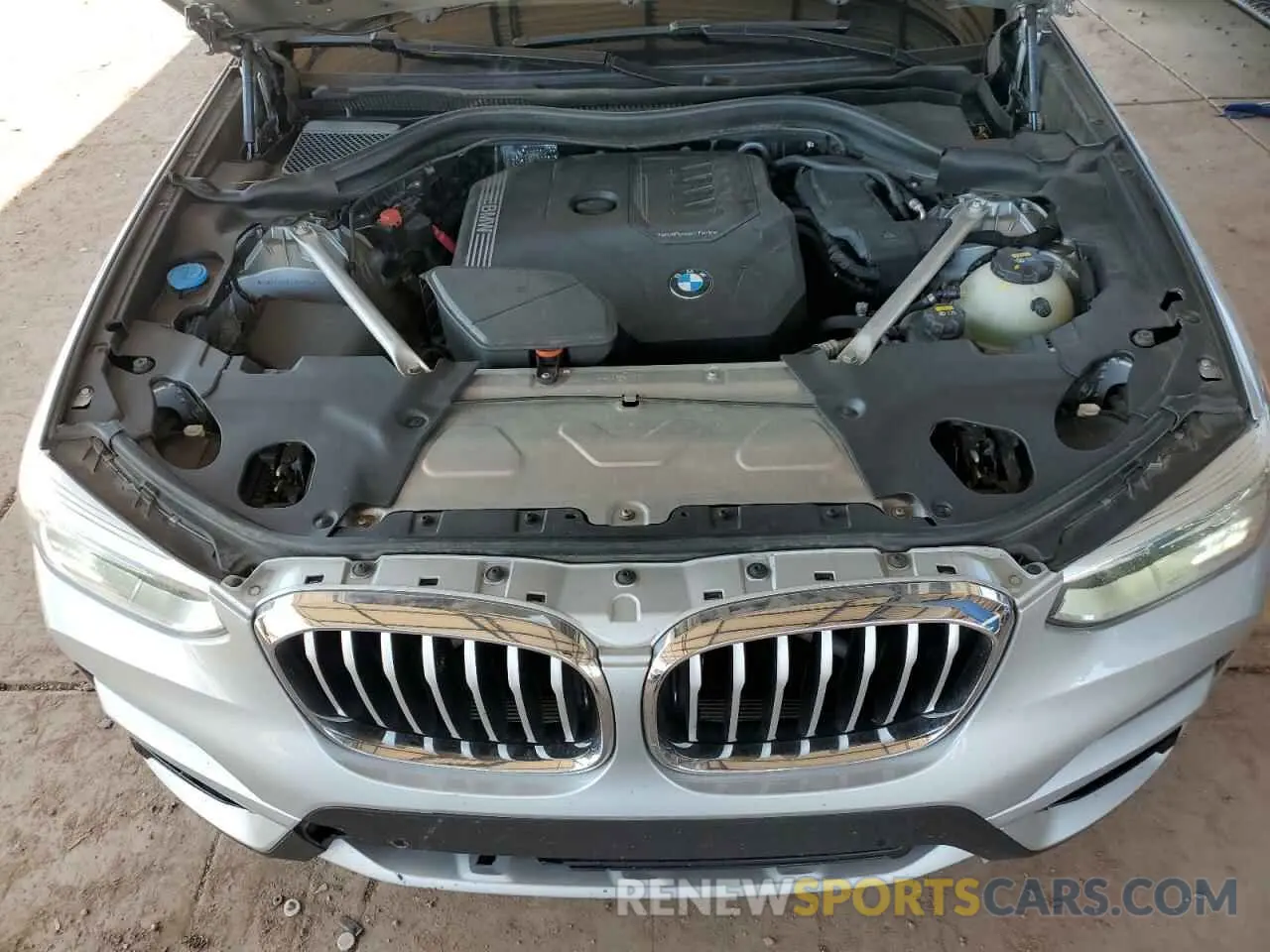 11 Photograph of a damaged car 5UXTY3C05LLU69928 BMW X3 2020