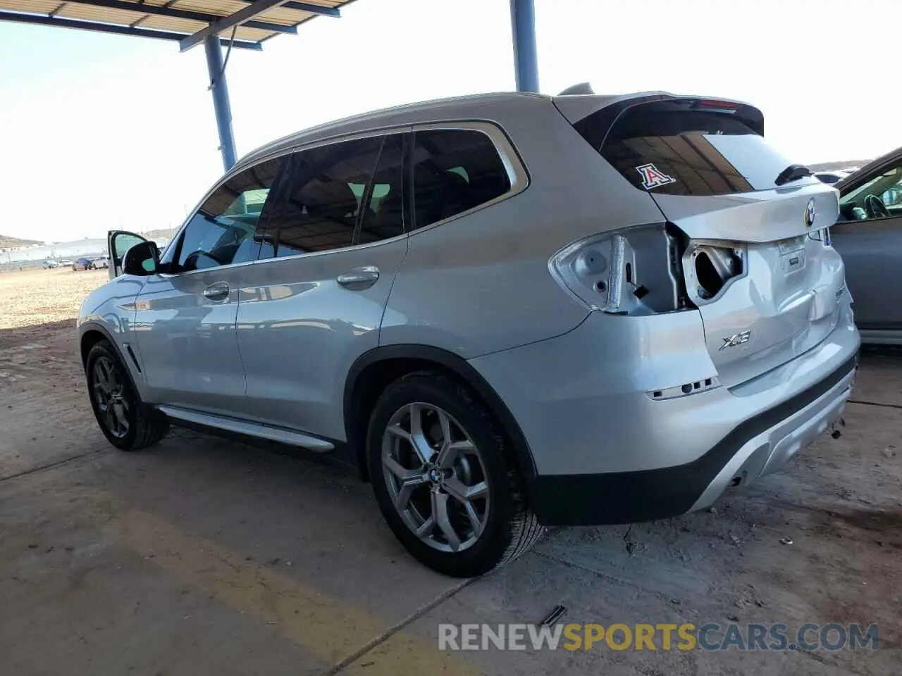 2 Photograph of a damaged car 5UXTY3C05LLU69928 BMW X3 2020