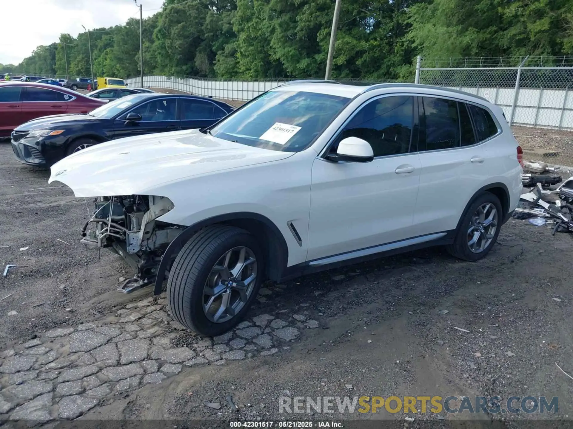 2 Photograph of a damaged car 5UXTY3C05LLU70867 BMW X3 2020