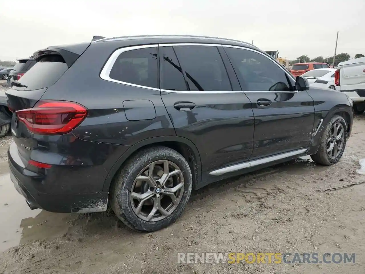 3 Photograph of a damaged car 5UXTY3C06L9D06933 BMW X3 2020