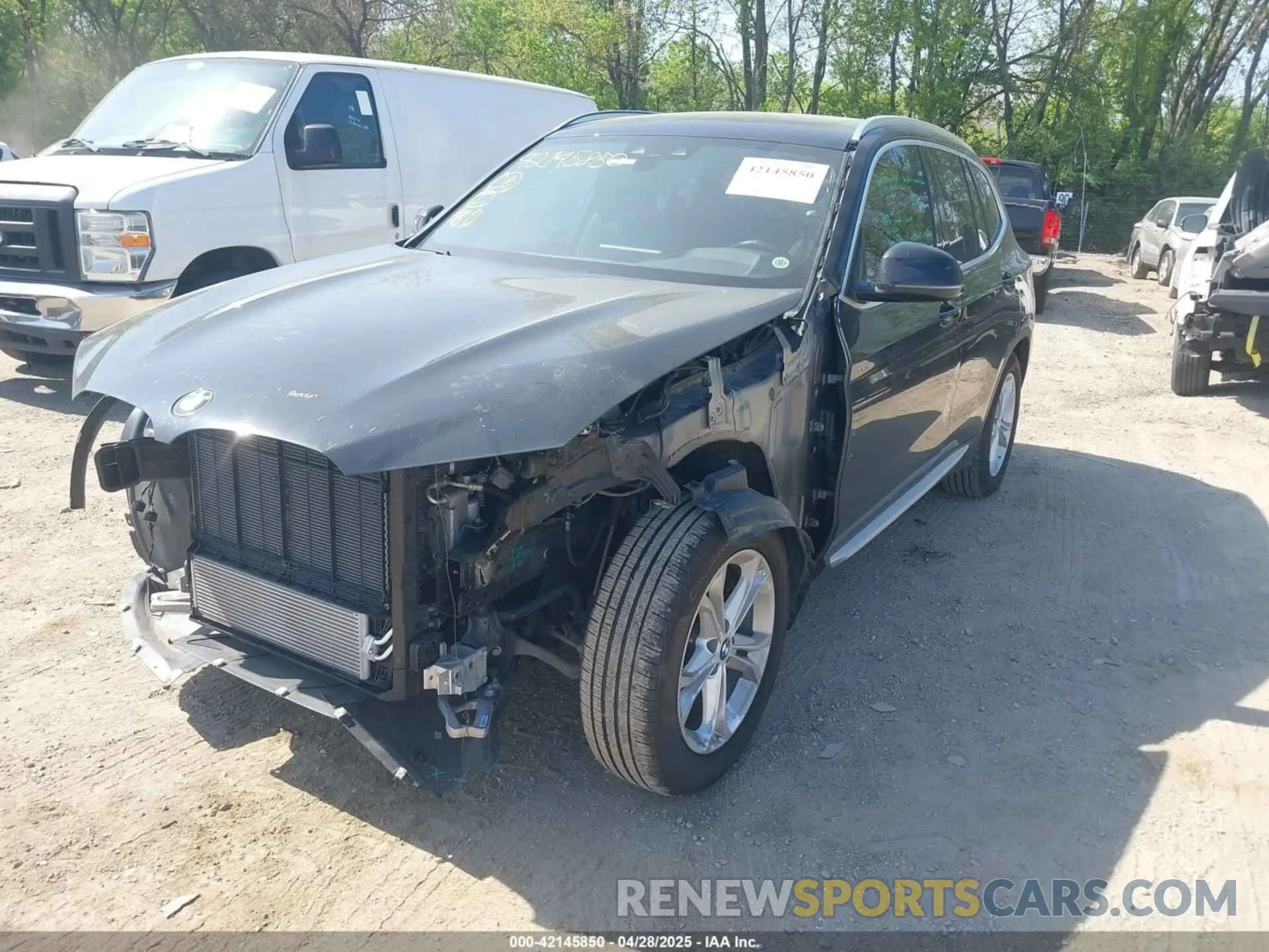 2 Photograph of a damaged car 5UXTY3C06LLU69498 BMW X3 2020