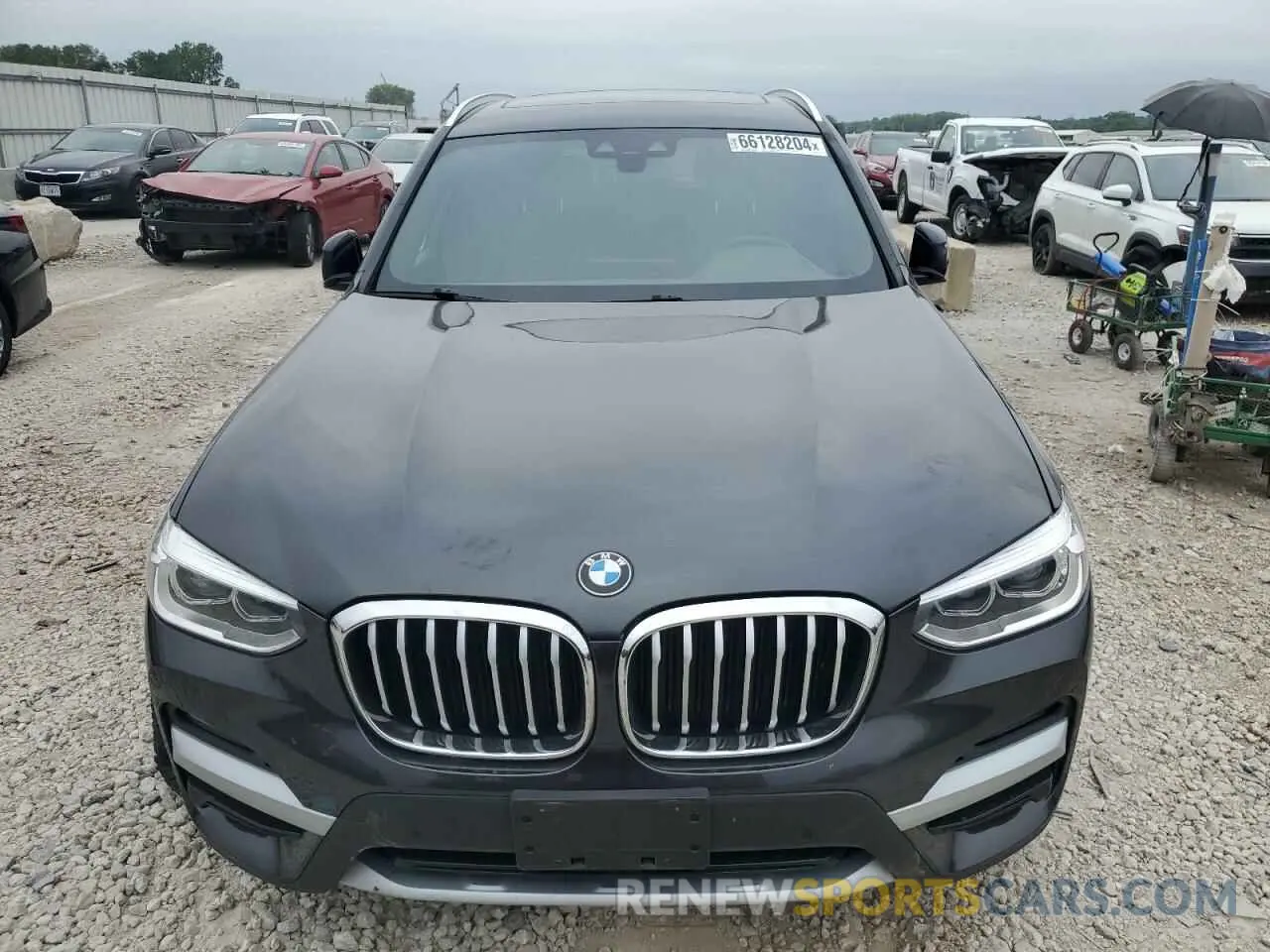 5 Photograph of a damaged car 5UXTY3C06LLU72630 BMW X3 2020