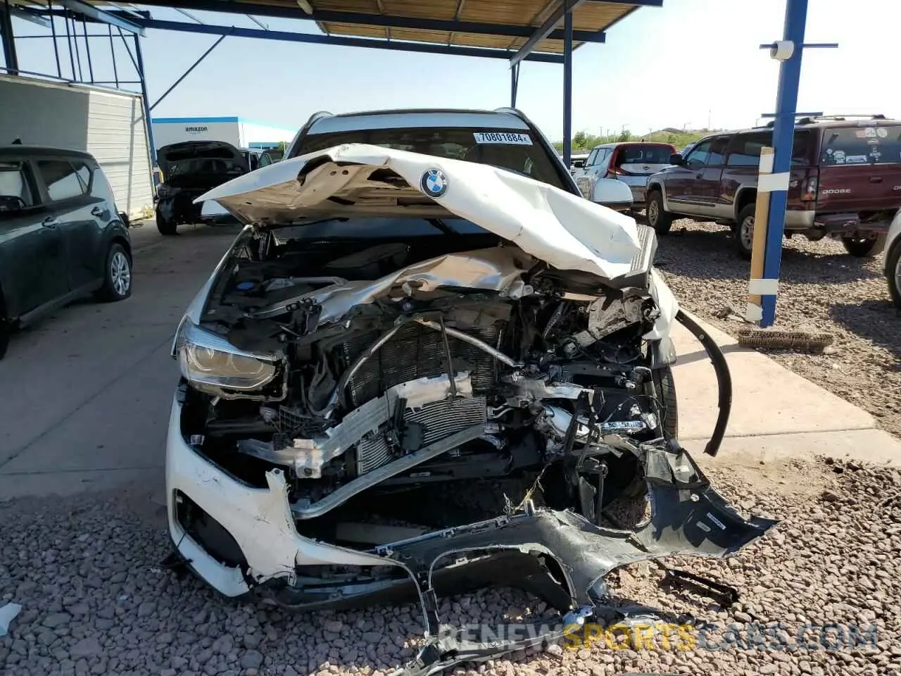 5 Photograph of a damaged car 5UXTY3C07L9C41395 BMW X3 2020