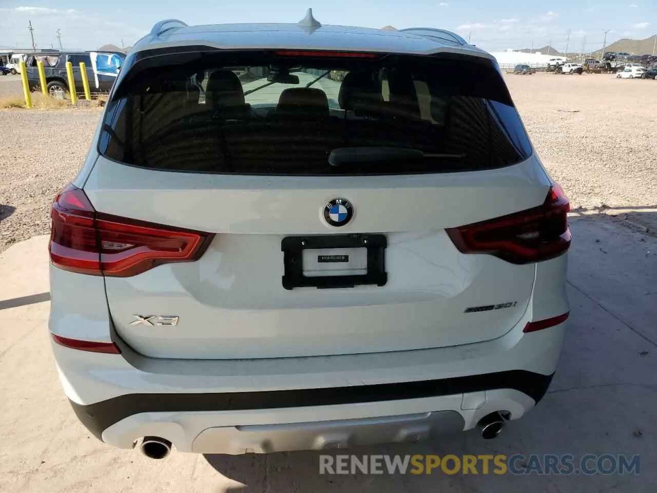 6 Photograph of a damaged car 5UXTY3C07L9C41395 BMW X3 2020