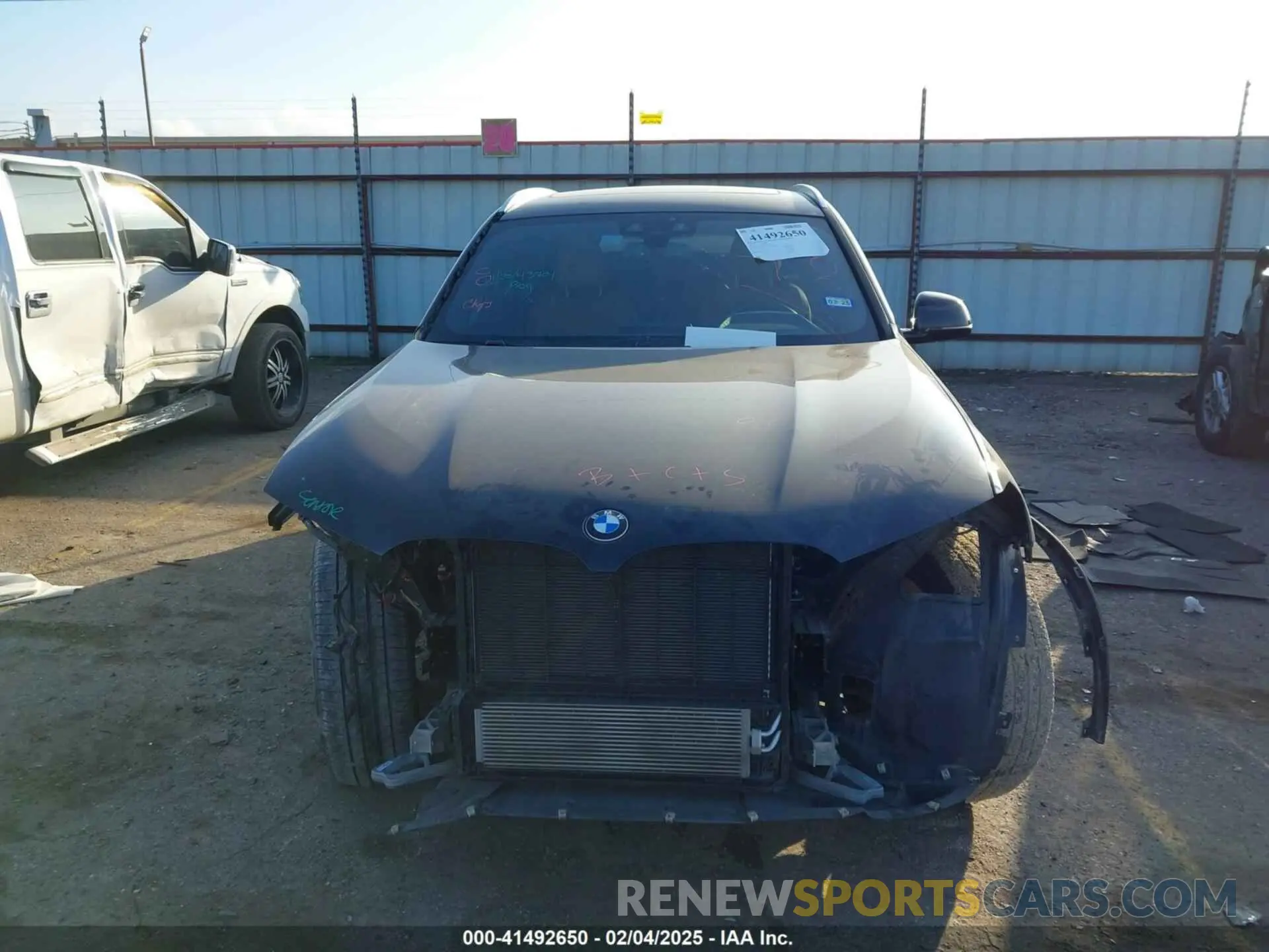 13 Photograph of a damaged car 5UXTY3C07LLU70420 BMW X3 2020