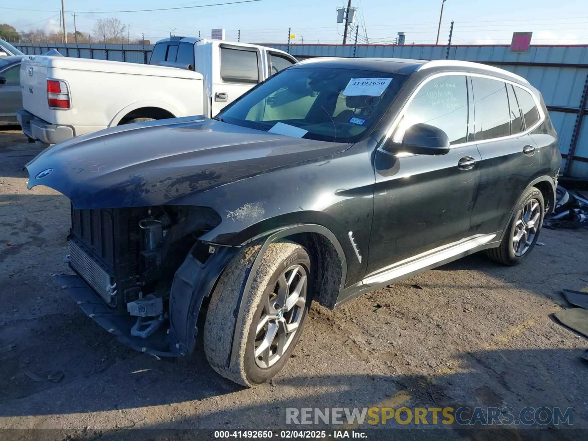 2 Photograph of a damaged car 5UXTY3C07LLU70420 BMW X3 2020