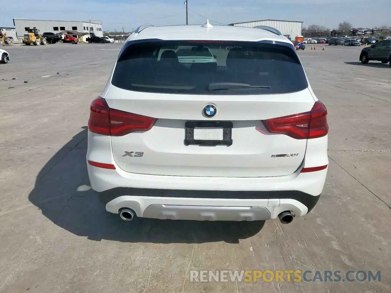 6 Photograph of a damaged car 5UXTY3C08L9B25526 BMW X3 2020