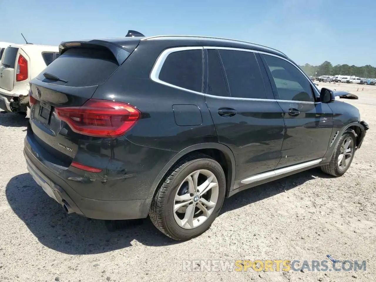 3 Photograph of a damaged car 5UXTY3C08L9B57764 BMW X3 2020