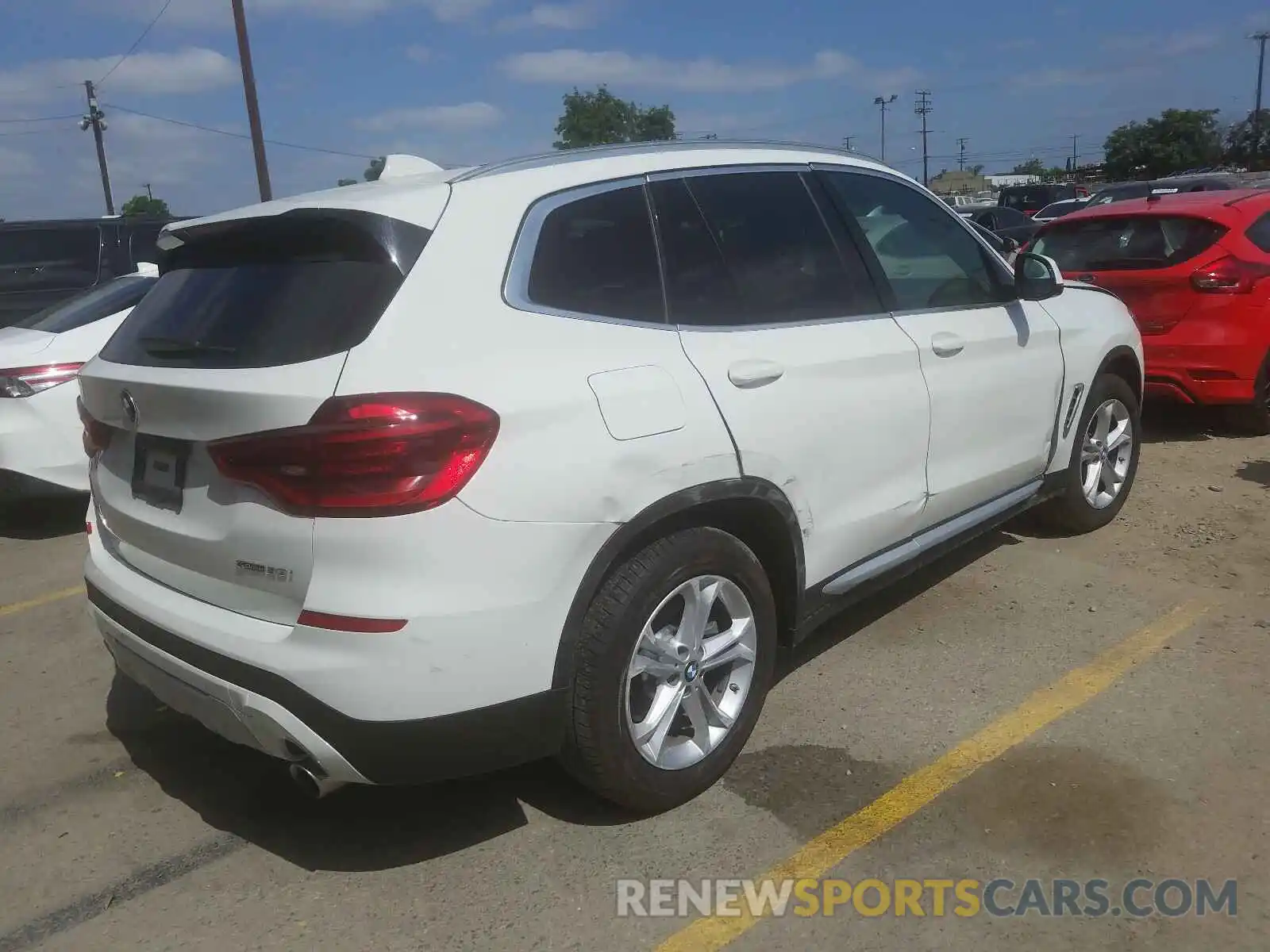 4 Photograph of a damaged car 5UXTY3C08LLE55430 BMW X3 2020