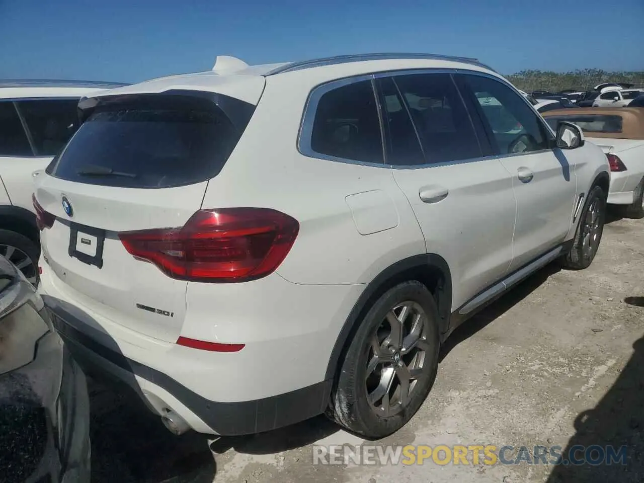 3 Photograph of a damaged car 5UXTY3C09L9C60787 BMW X3 2020