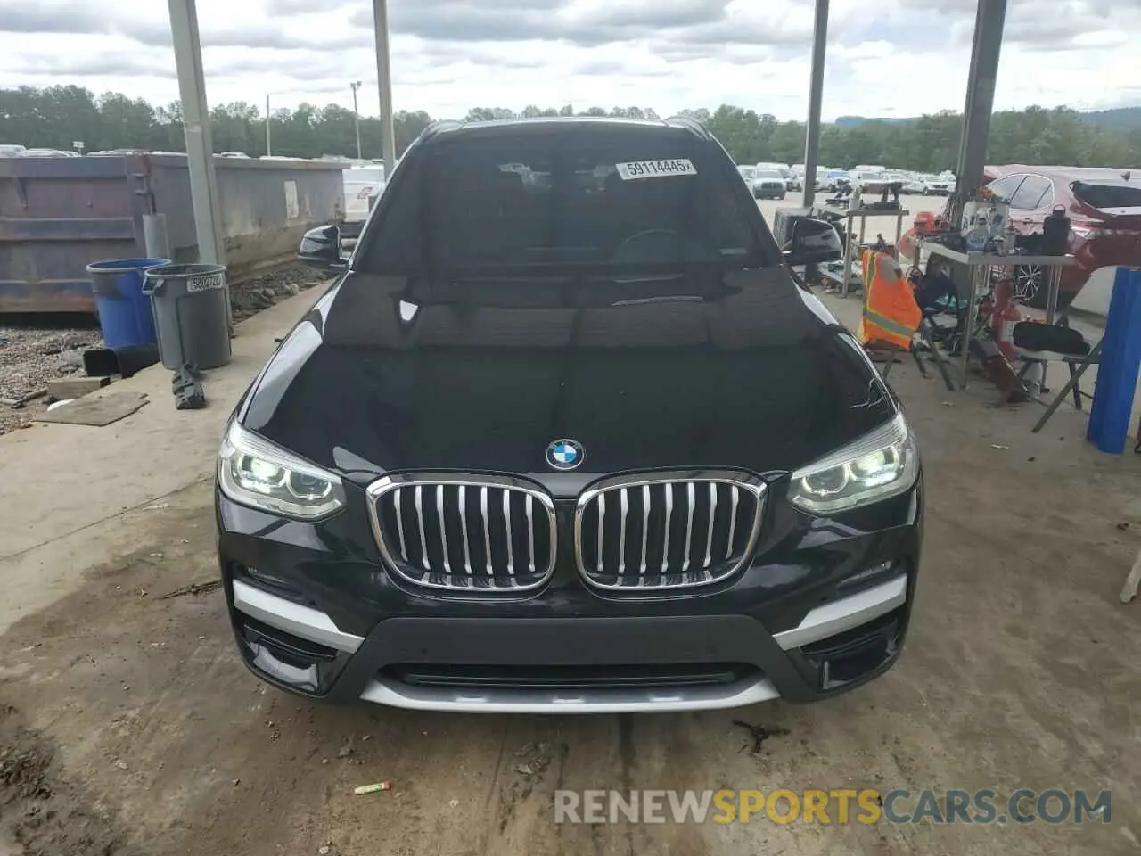 5 Photograph of a damaged car 5UXTY3C09LLU72444 BMW X3 2020