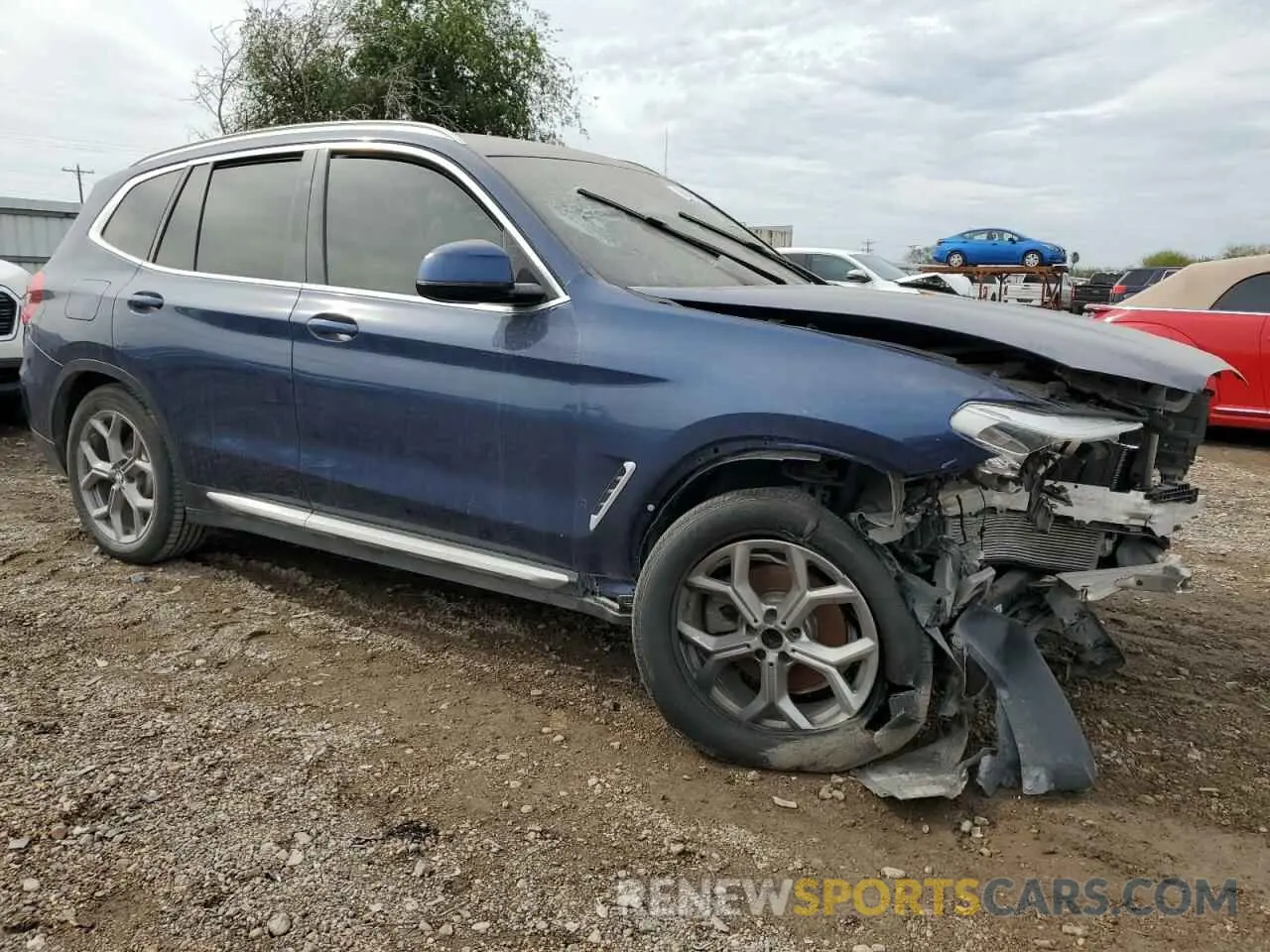 4 Photograph of a damaged car 5UXTY3C0XL9B08372 BMW X3 2020