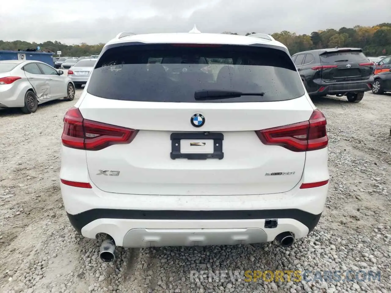 6 Photograph of a damaged car 5UXTY3C0XL9B74176 BMW X3 2020