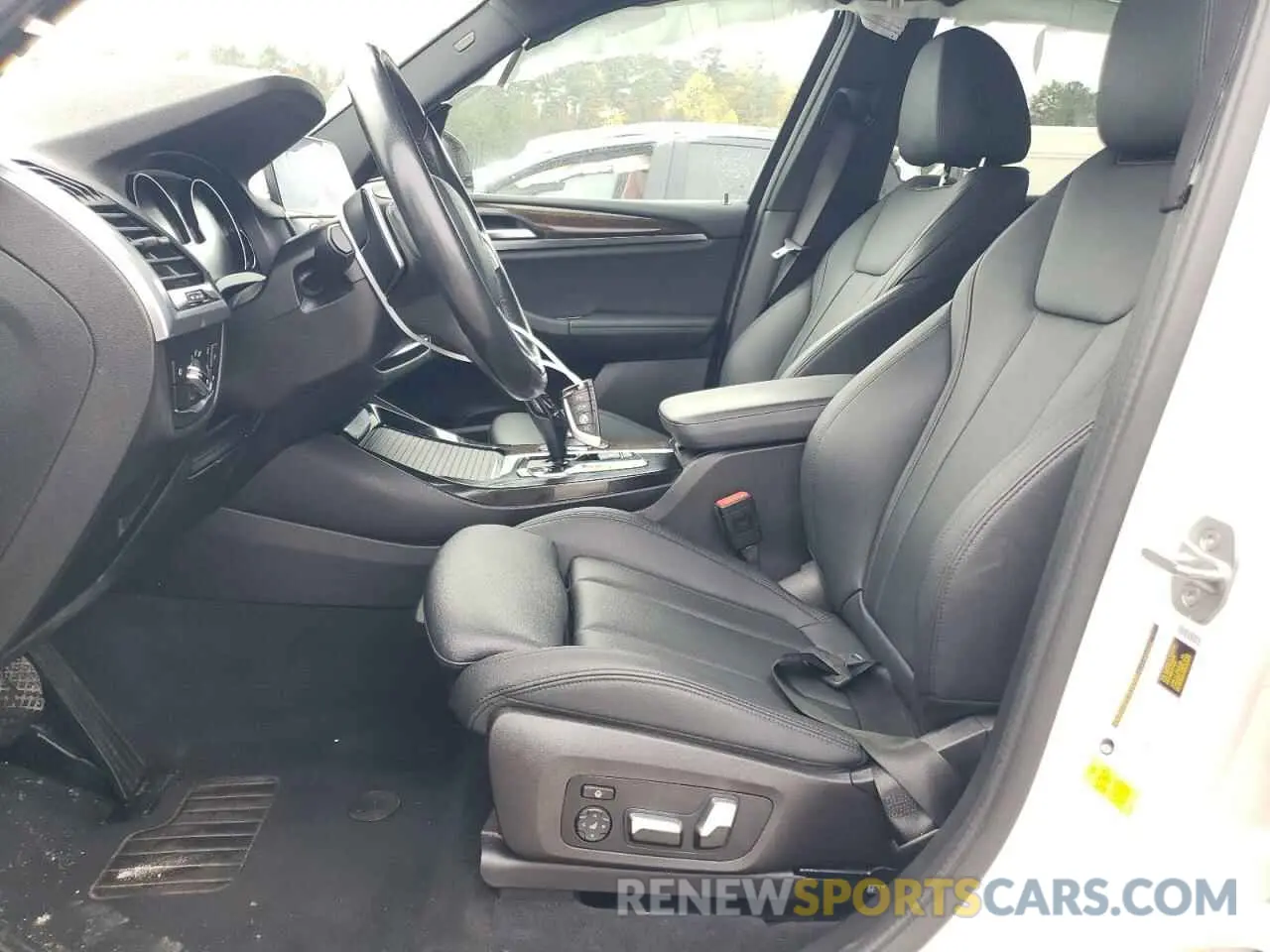 7 Photograph of a damaged car 5UXTY3C0XL9B74176 BMW X3 2020