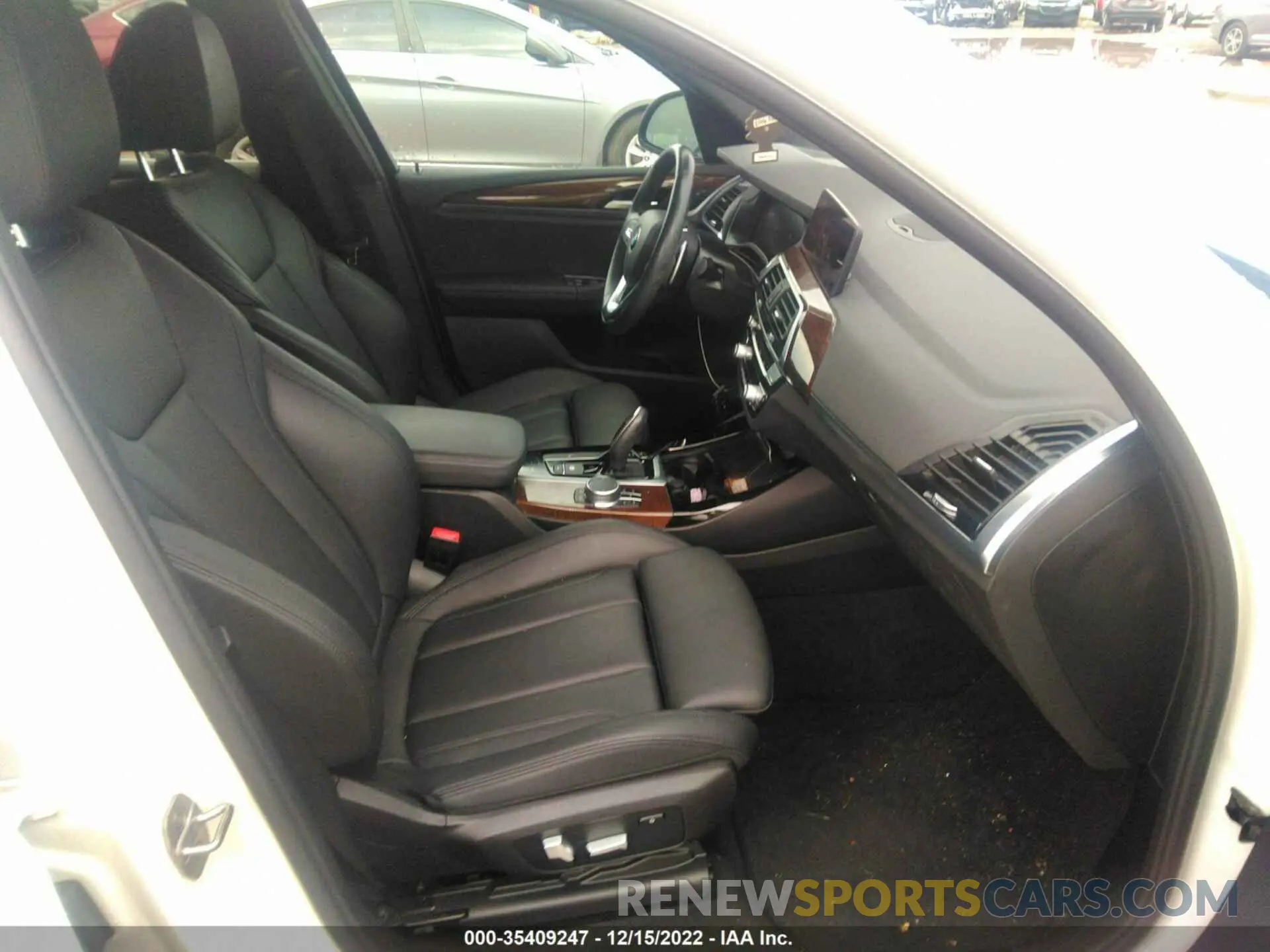5 Photograph of a damaged car 5UXTY3C0XLLE55462 BMW X3 2020