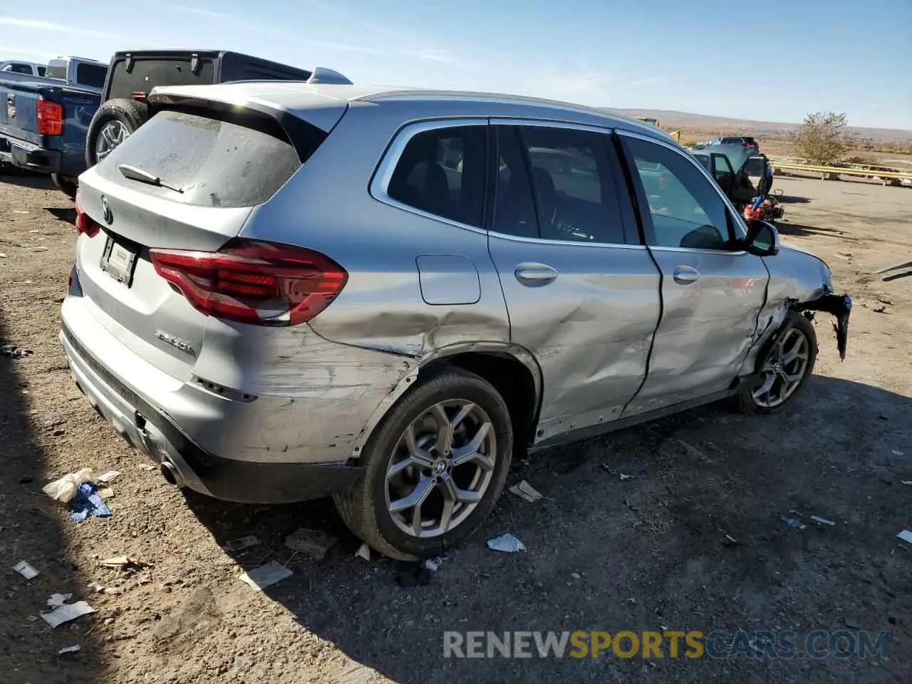 3 Photograph of a damaged car 5UXTY3C0XLLU70914 BMW X3 2020