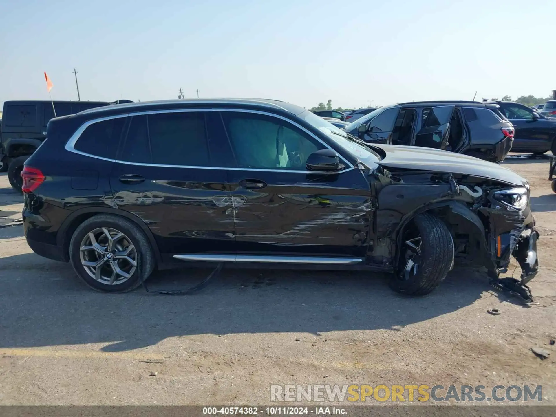 13 Photograph of a damaged car 5UXTY3C0XLLU70993 BMW X3 2020