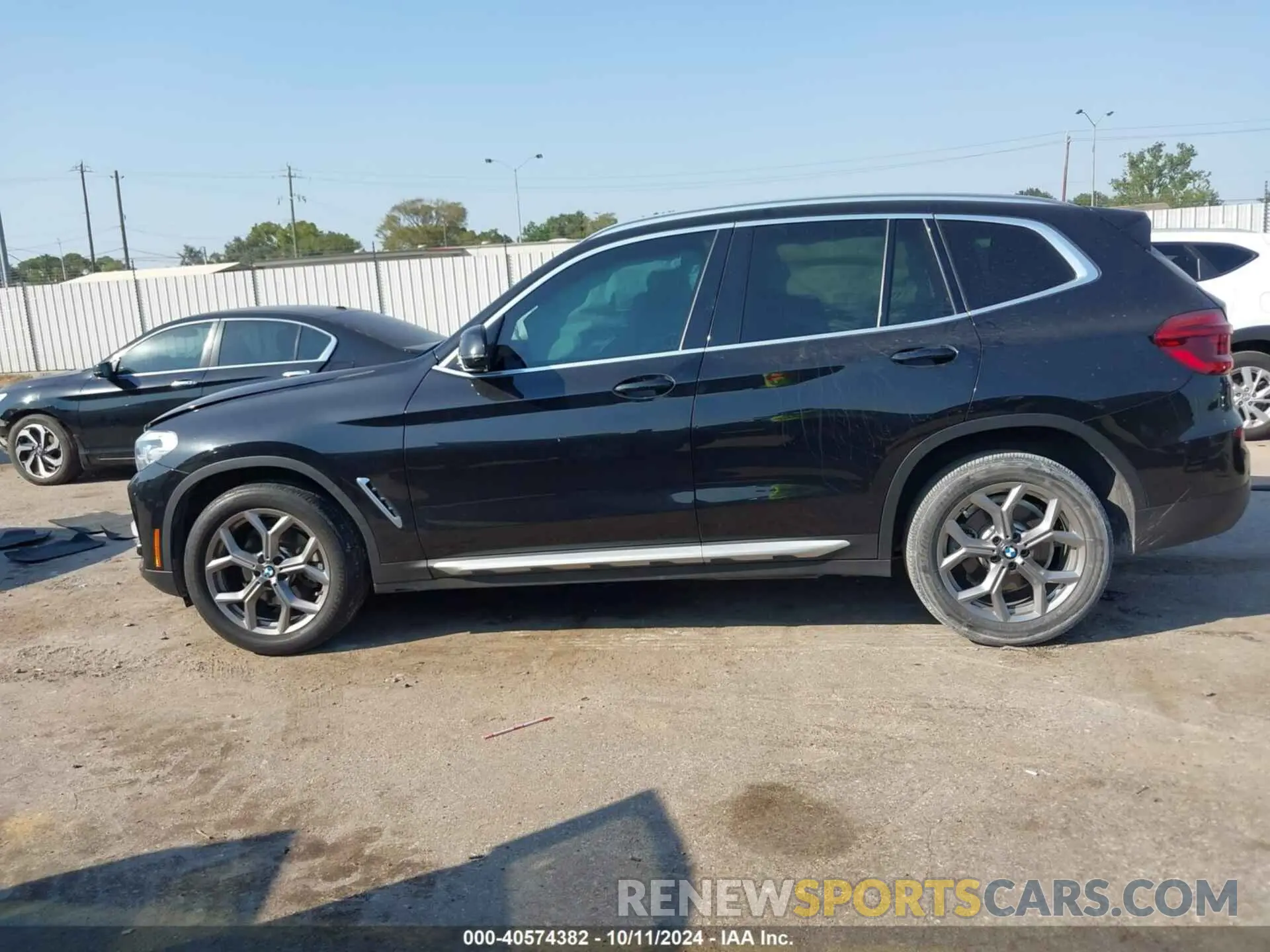 14 Photograph of a damaged car 5UXTY3C0XLLU70993 BMW X3 2020