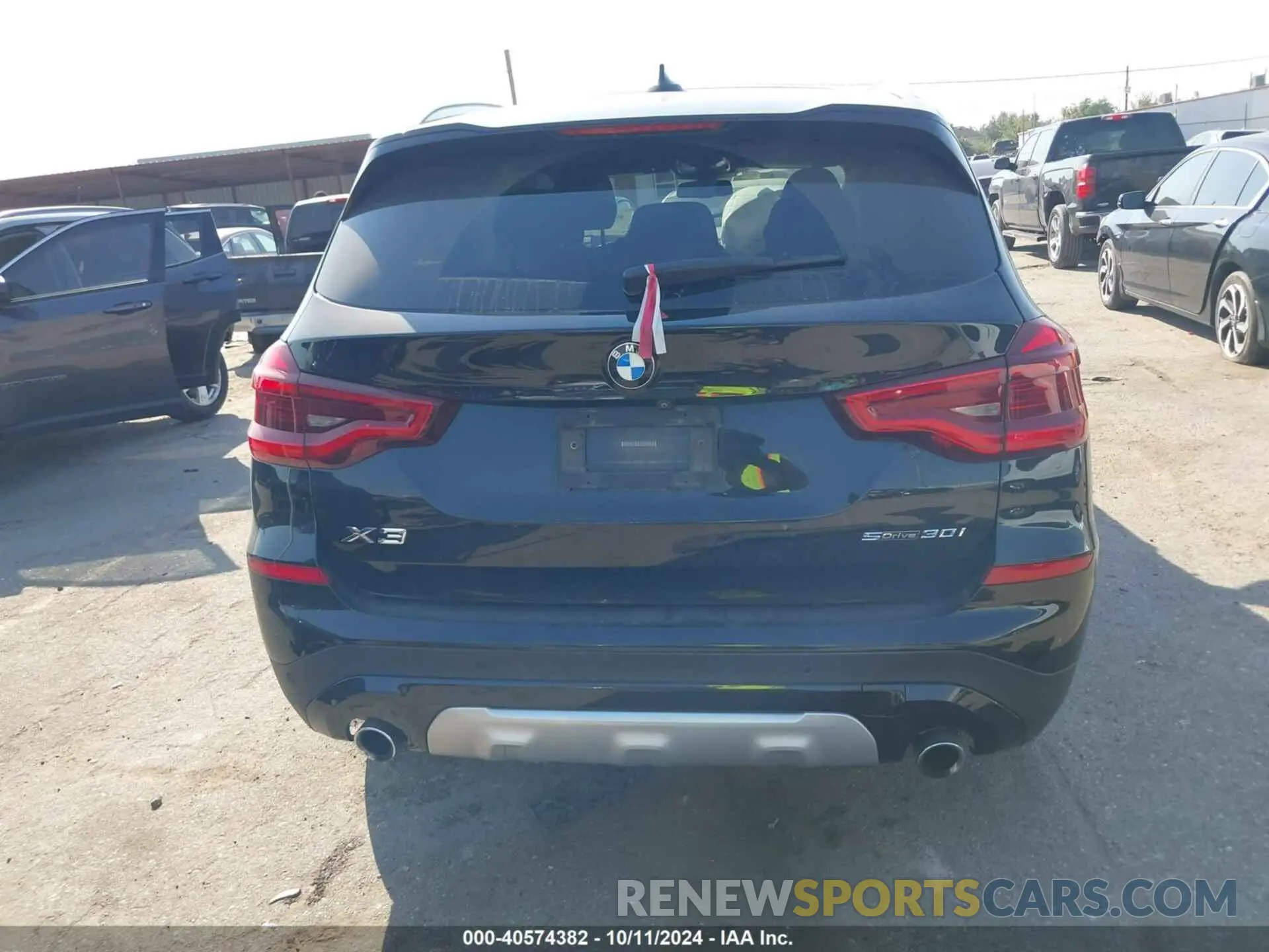 16 Photograph of a damaged car 5UXTY3C0XLLU70993 BMW X3 2020