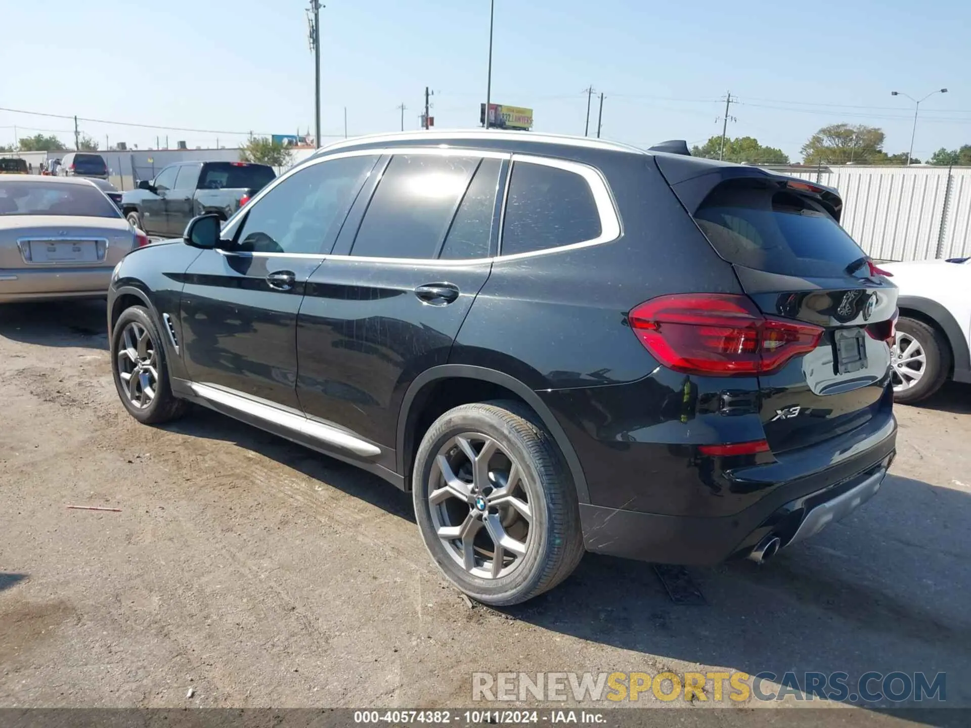 3 Photograph of a damaged car 5UXTY3C0XLLU70993 BMW X3 2020