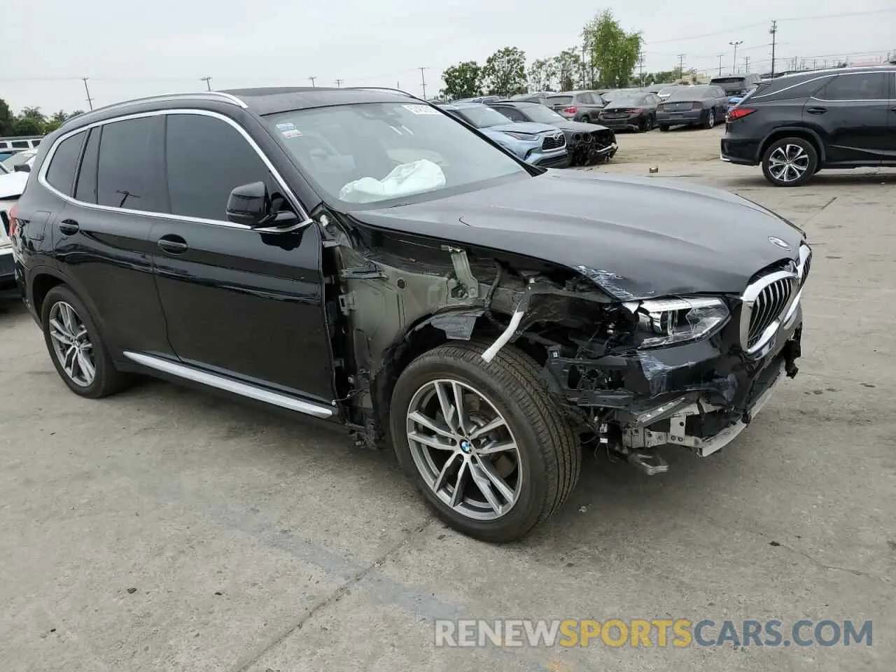 4 Photograph of a damaged car 5UXTY3C0XLLU71061 BMW X3 2020