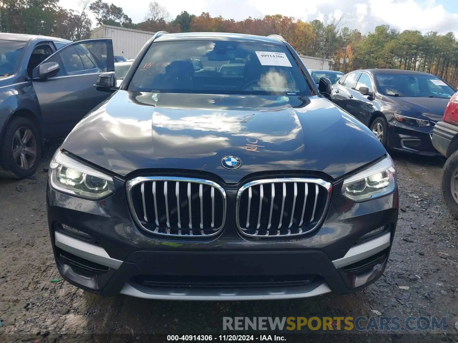 12 Photograph of a damaged car 5UXTY3C0XLLU72629 BMW X3 2020