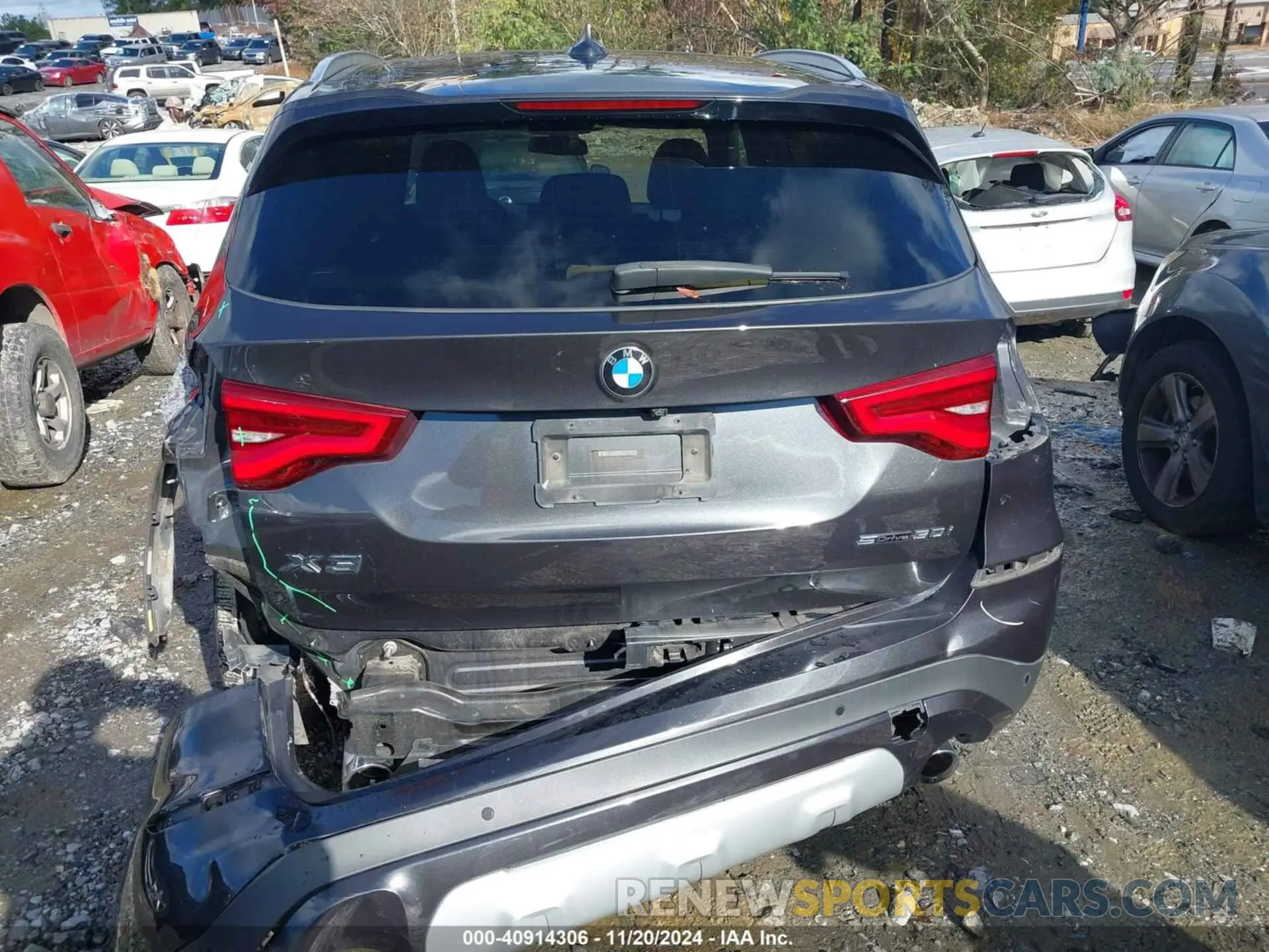 16 Photograph of a damaged car 5UXTY3C0XLLU72629 BMW X3 2020