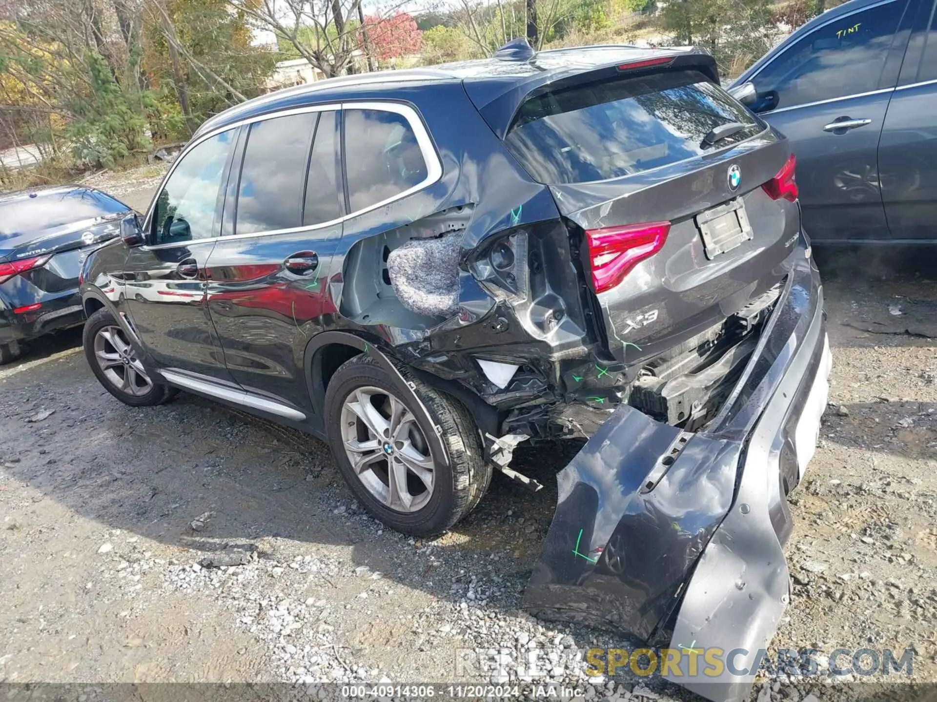 3 Photograph of a damaged car 5UXTY3C0XLLU72629 BMW X3 2020