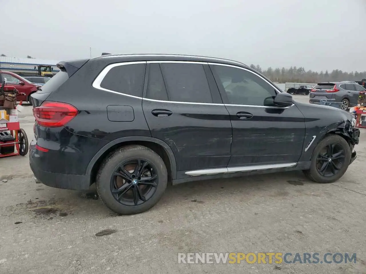 3 Photograph of a damaged car 5UXTY5C00LLT34321 BMW X3 2020