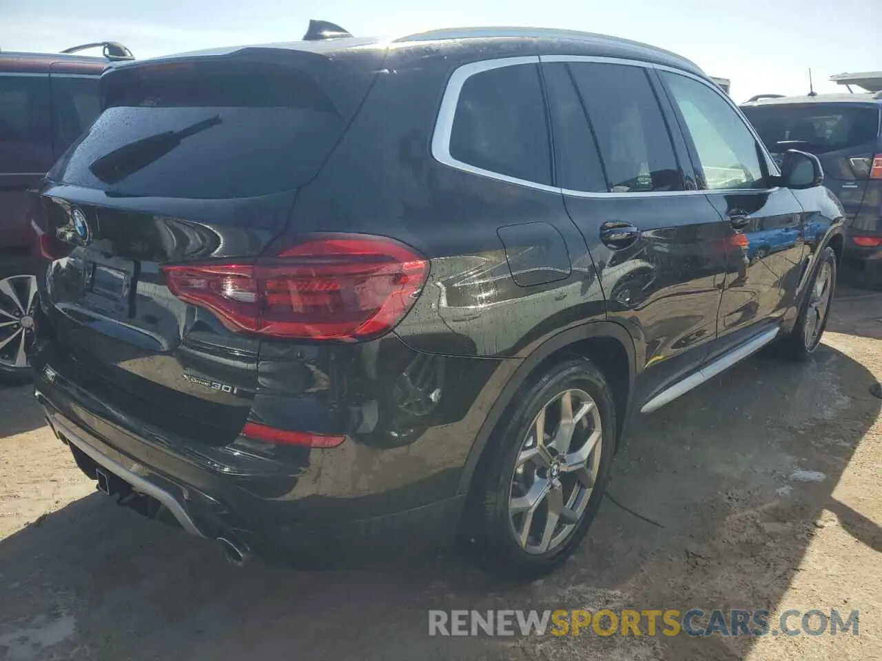 3 Photograph of a damaged car 5UXTY5C00LLT36487 BMW X3 2020