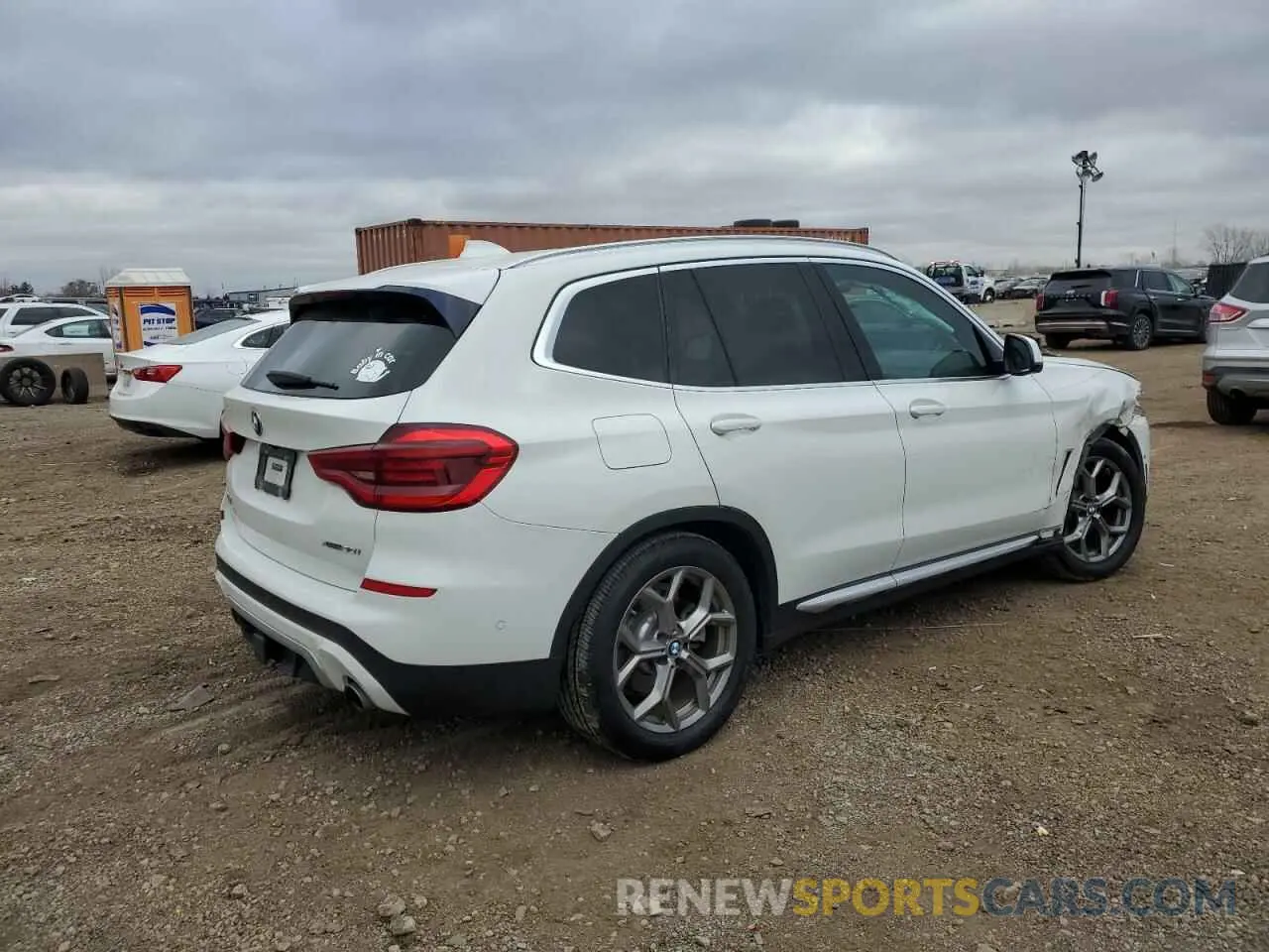 3 Photograph of a damaged car 5UXTY5C01L9B36735 BMW X3 2020