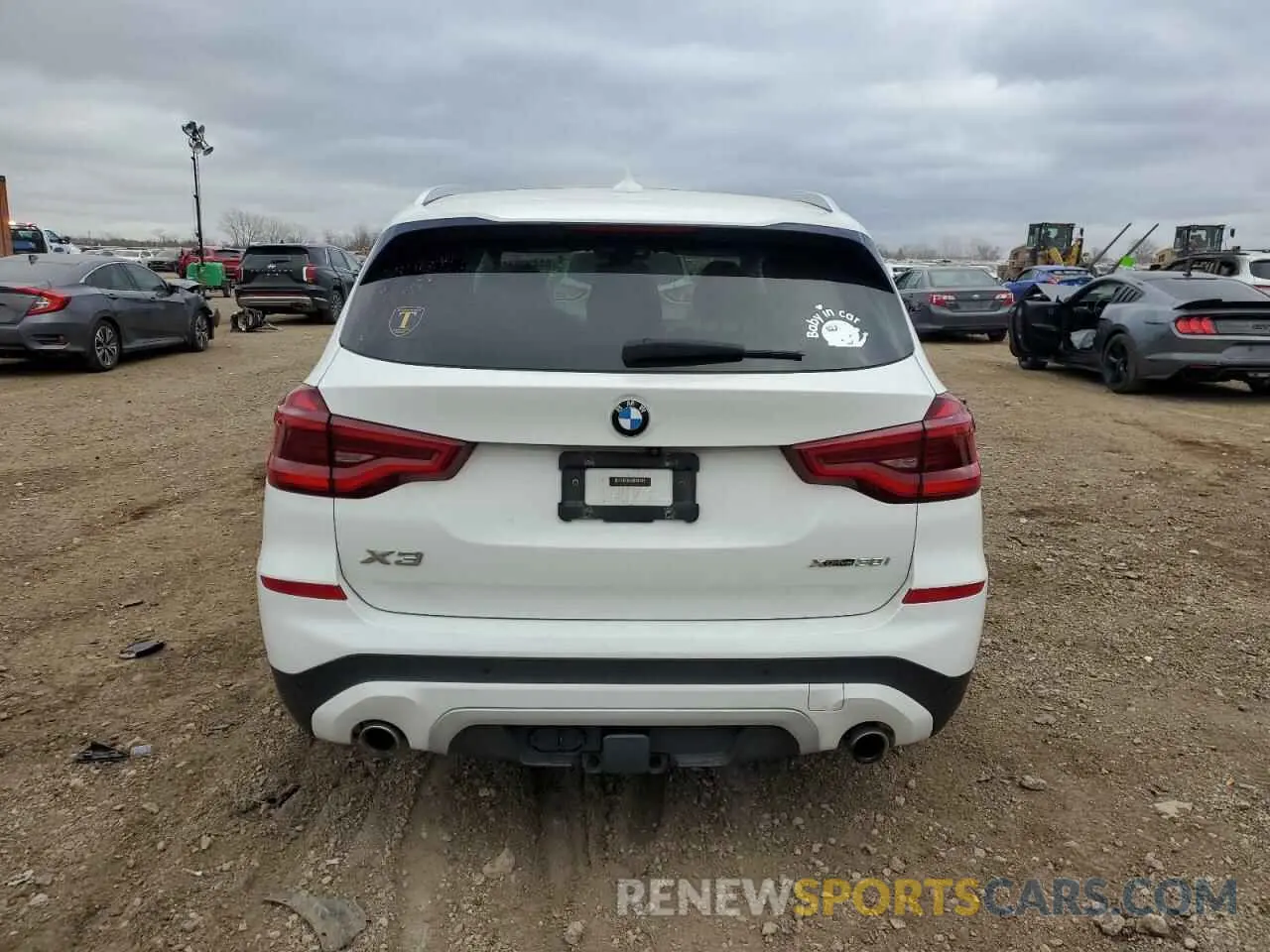 6 Photograph of a damaged car 5UXTY5C01L9B36735 BMW X3 2020