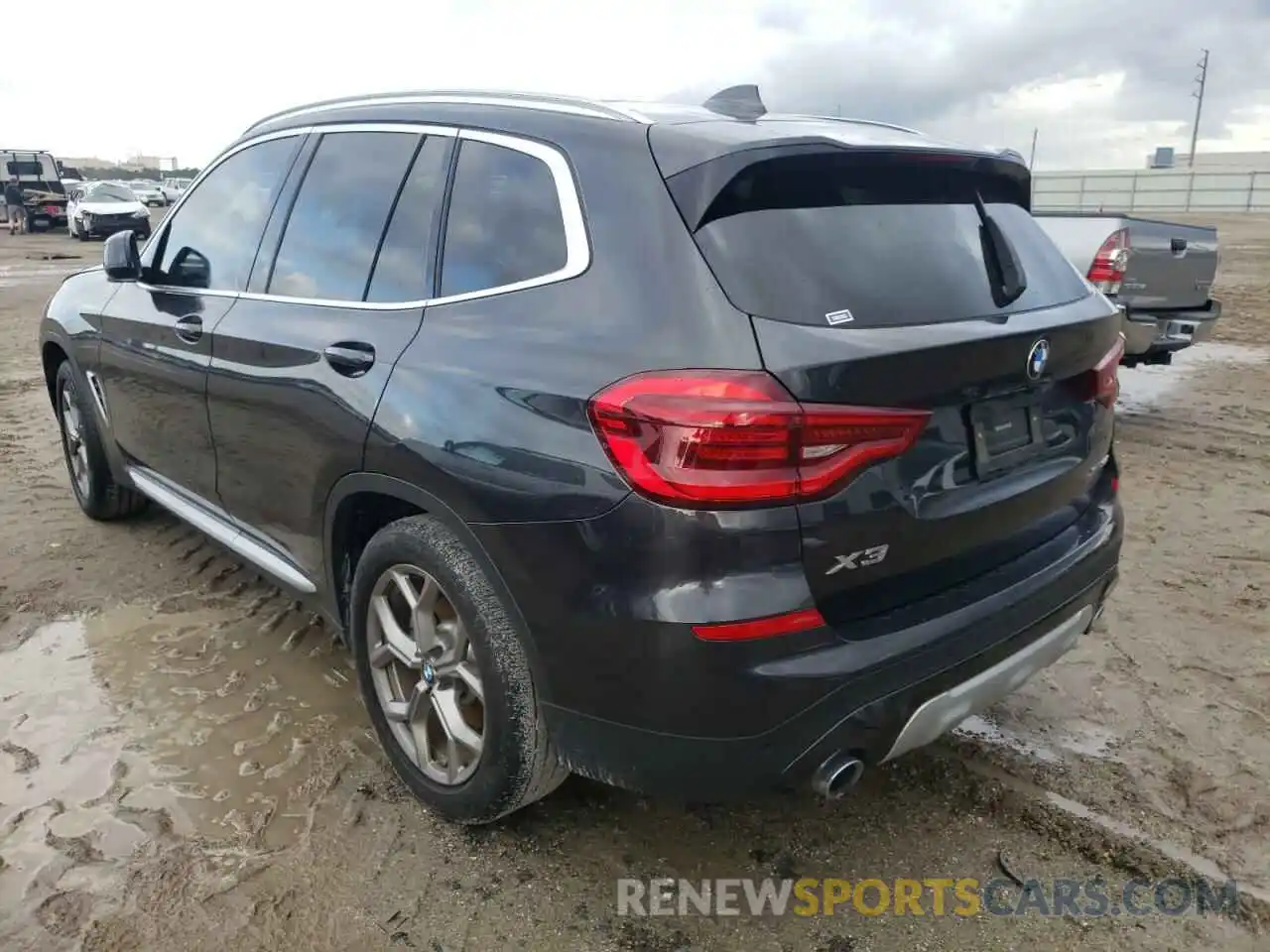 2 Photograph of a damaged car 5UXTY5C01L9B38940 BMW X3 2020