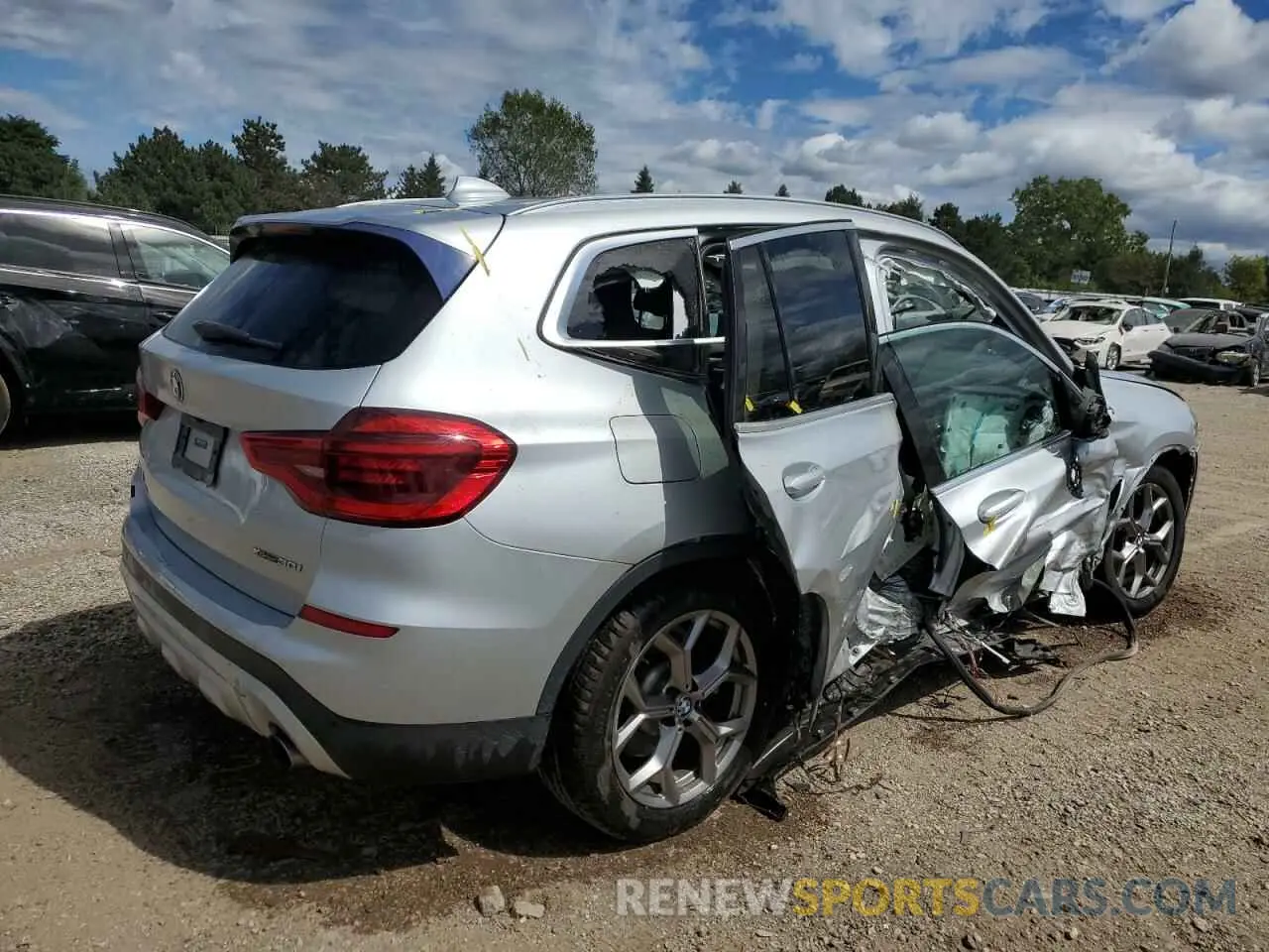 3 Photograph of a damaged car 5UXTY5C01L9B39019 BMW X3 2020