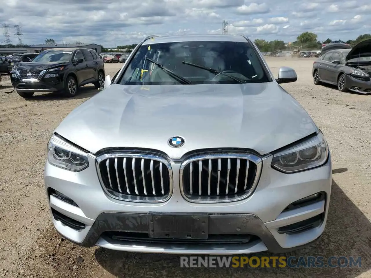 5 Photograph of a damaged car 5UXTY5C01L9B39019 BMW X3 2020