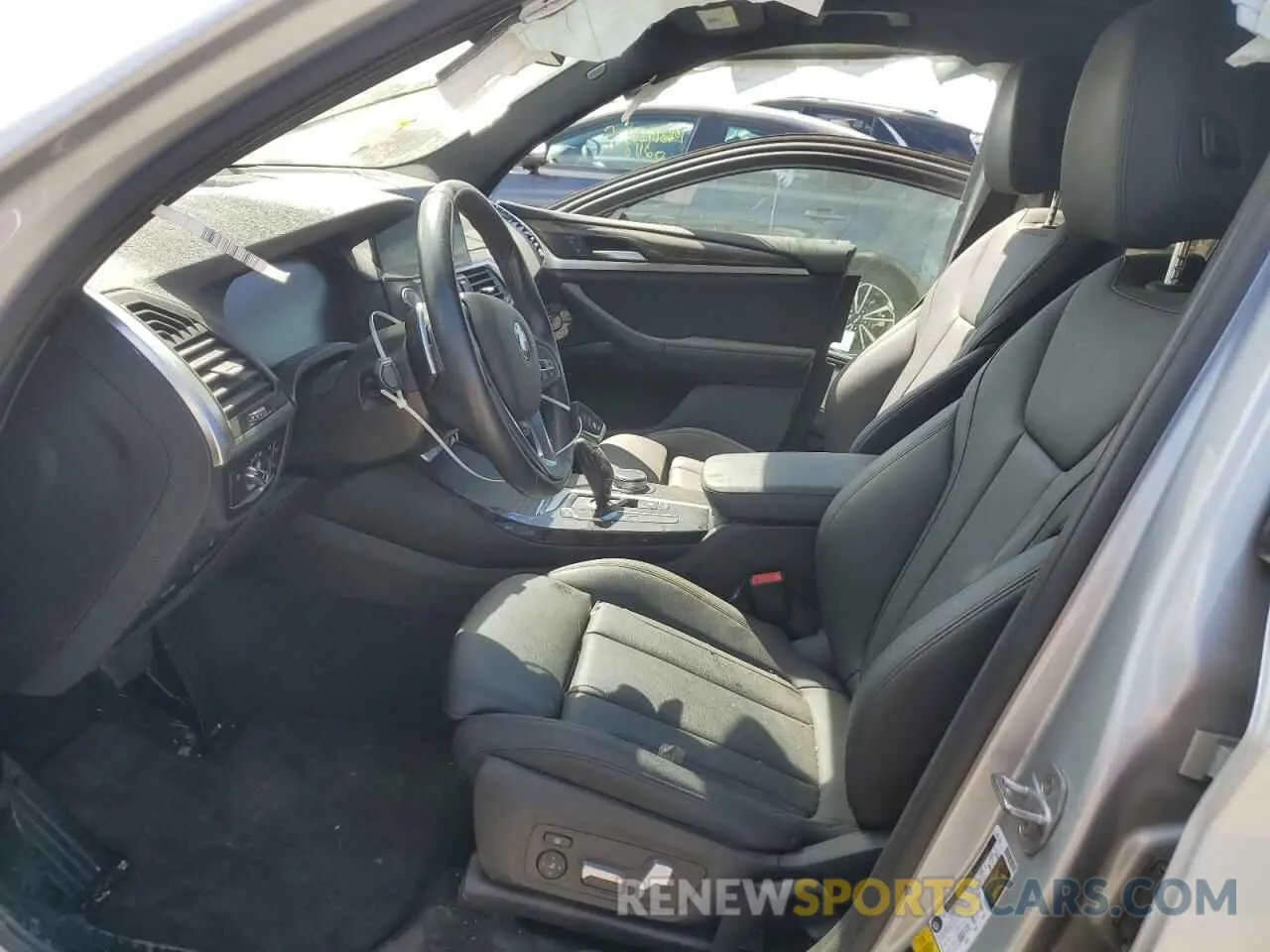 7 Photograph of a damaged car 5UXTY5C01L9B39019 BMW X3 2020