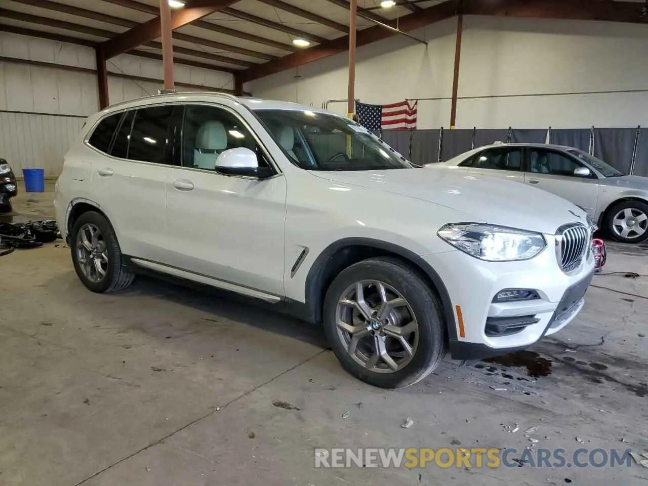 4 Photograph of a damaged car 5UXTY5C01L9C00952 BMW X3 2020