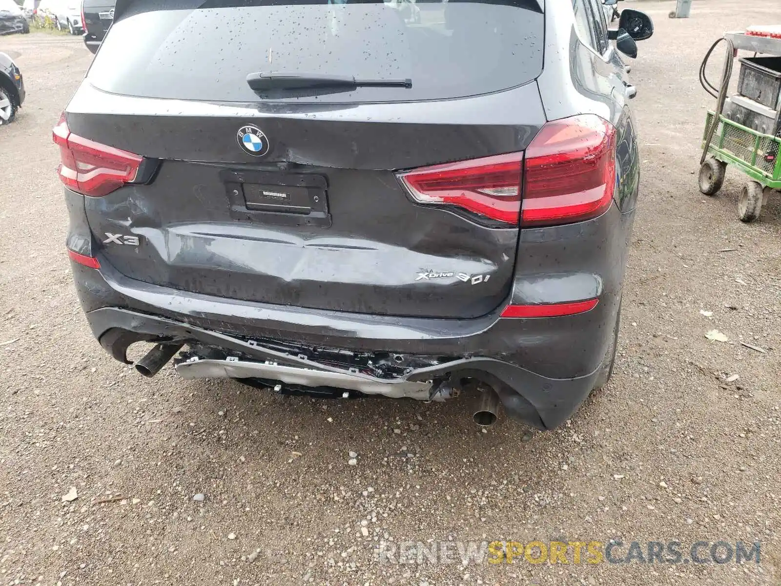 9 Photograph of a damaged car 5UXTY5C01L9C73996 BMW X3 2020