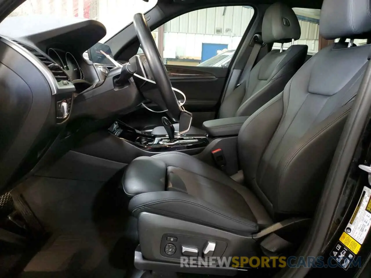 7 Photograph of a damaged car 5UXTY5C01L9D52956 BMW X3 2020