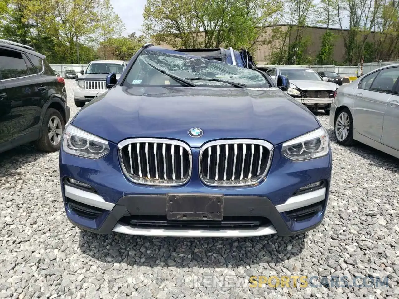 5 Photograph of a damaged car 5UXTY5C02L9B77570 BMW X3 2020