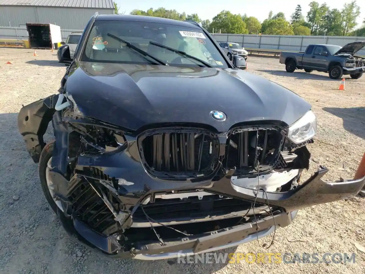 9 Photograph of a damaged car 5UXTY5C02L9B91887 BMW X3 2020