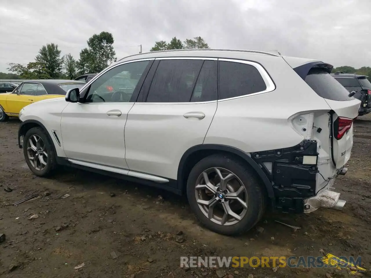 2 Photograph of a damaged car 5UXTY5C02L9C03889 BMW X3 2020