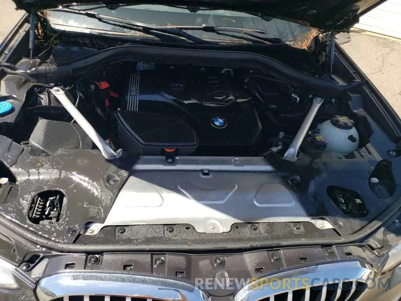 12 Photograph of a damaged car 5UXTY5C02L9C29098 BMW X3 2020