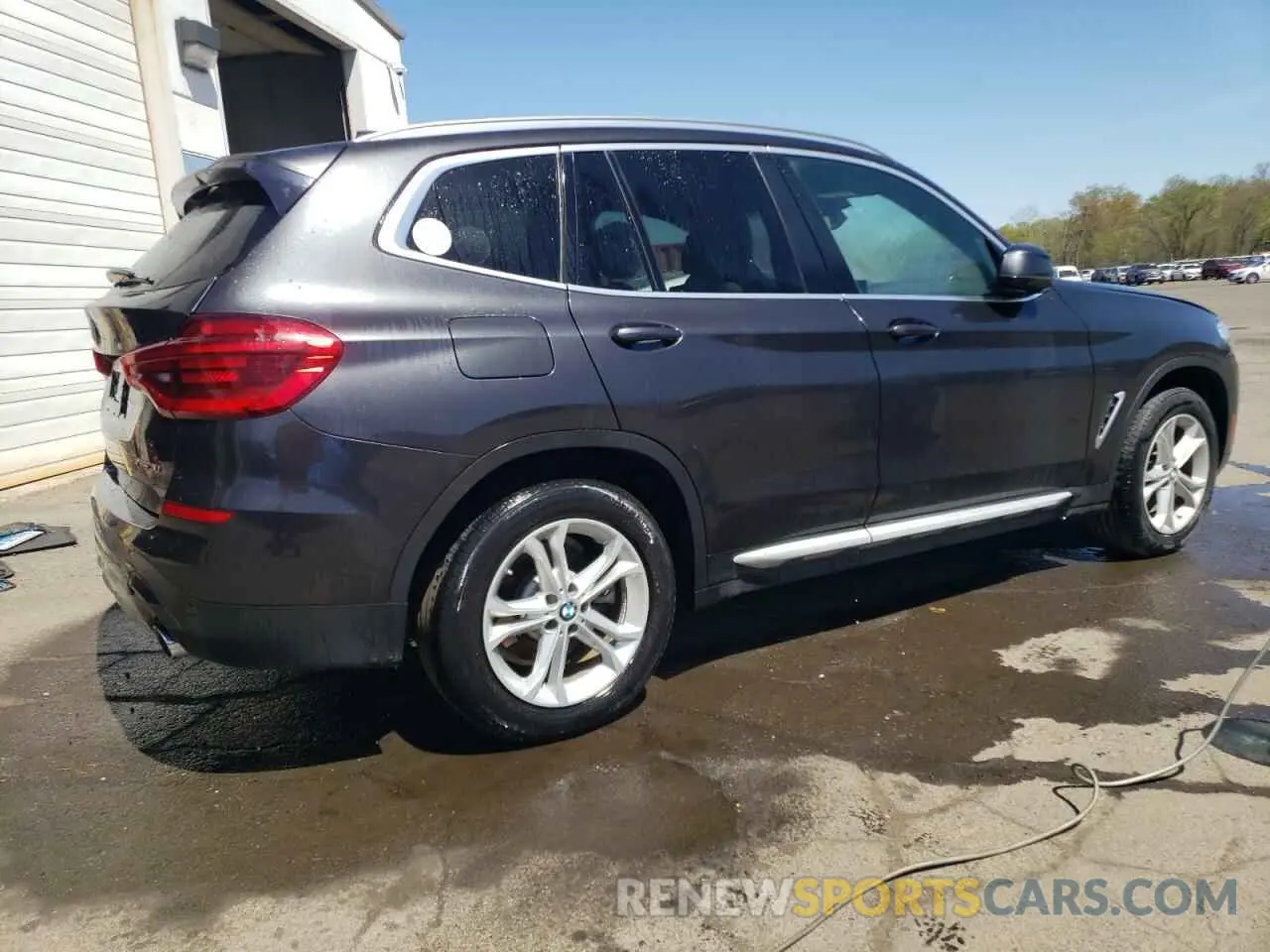 3 Photograph of a damaged car 5UXTY5C02L9C29098 BMW X3 2020