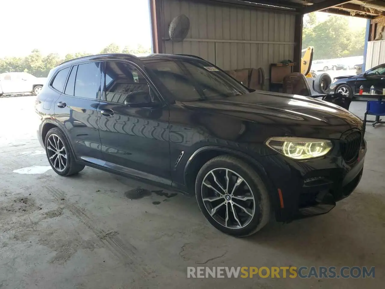 4 Photograph of a damaged car 5UXTY5C02L9C29117 BMW X3 2020