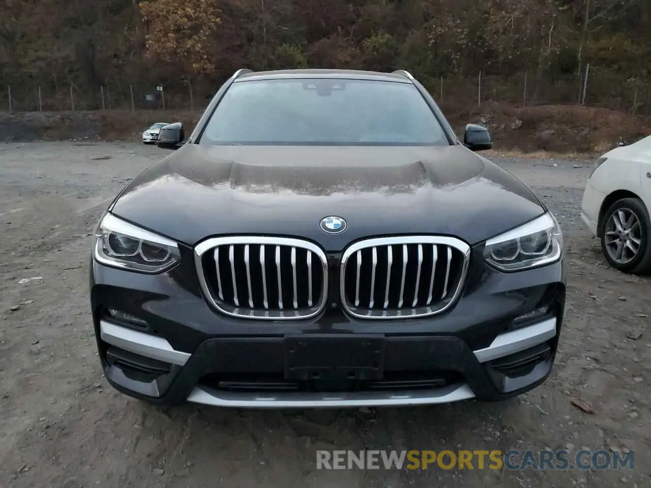 5 Photograph of a damaged car 5UXTY5C02L9C76454 BMW X3 2020
