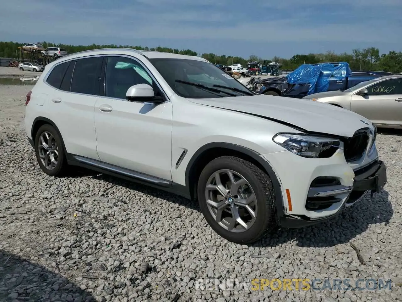 4 Photograph of a damaged car 5UXTY5C02L9C80701 BMW X3 2020