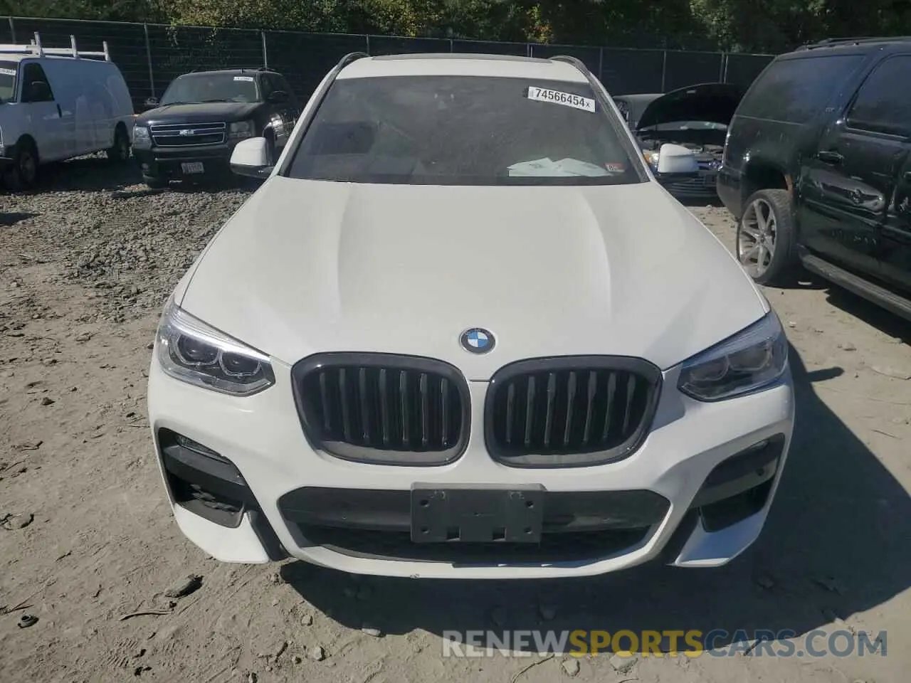 5 Photograph of a damaged car 5UXTY5C02L9D50181 BMW X3 2020