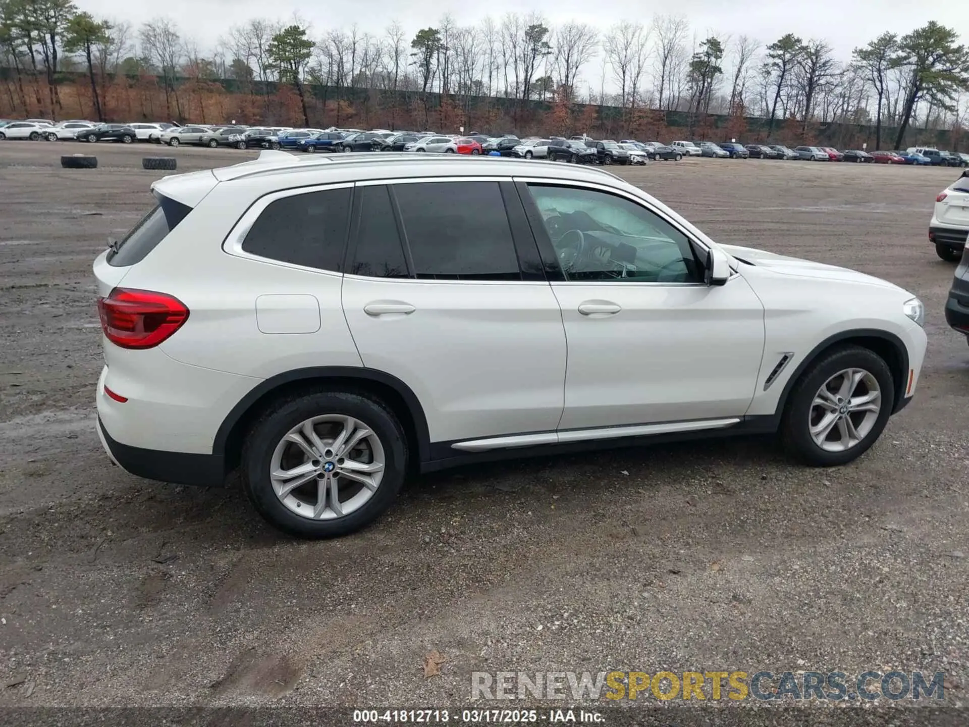 13 Photograph of a damaged car 5UXTY5C02LLT32649 BMW X3 2020